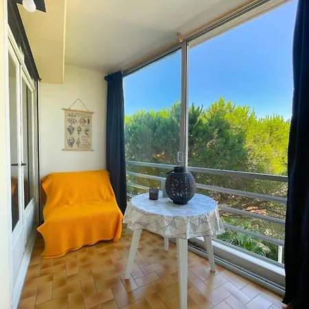 Charming Apt With Balcony At 5 Min From The Beach Lejlighed Fréjus